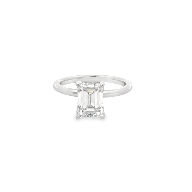 White 14 Karat Solitaire Round Cut Lab Grown Diamonds Engagement Ring