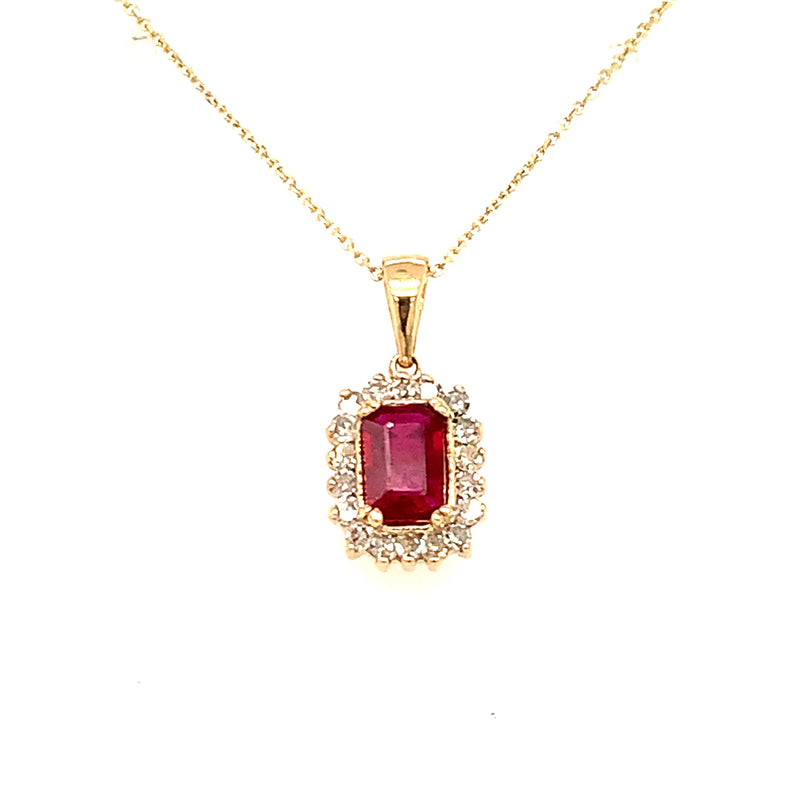 14 Karat Yellow Halo Gemstone Pendant