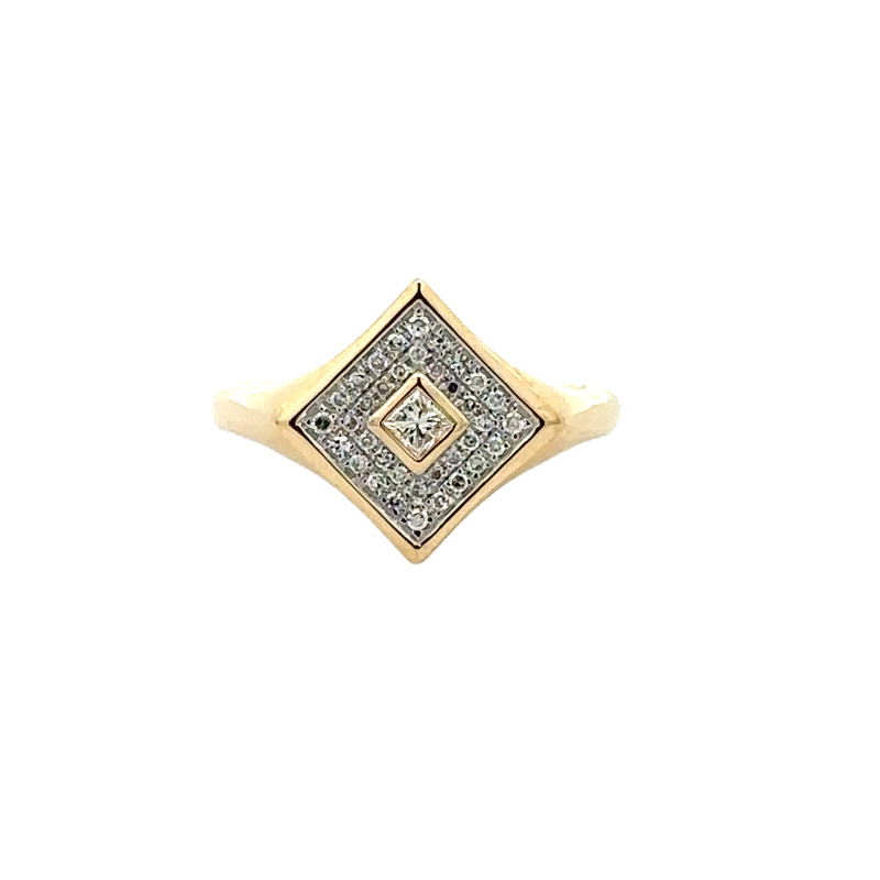 14 Karat Yellow Women's Diamond Fashion Ring