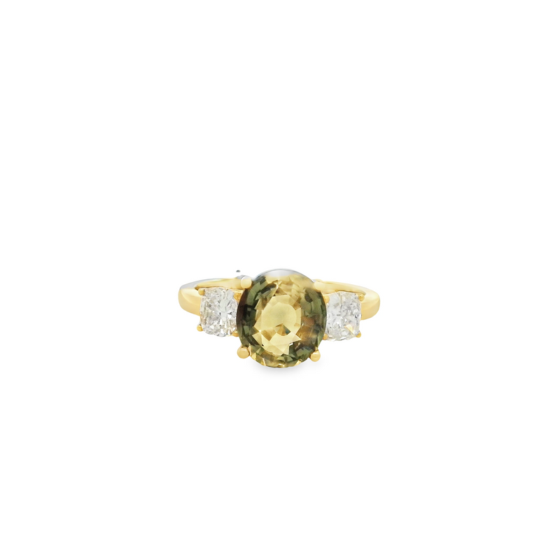 18 Karat Yellow Lady's 3 Stone Gemstone Fasion Ring