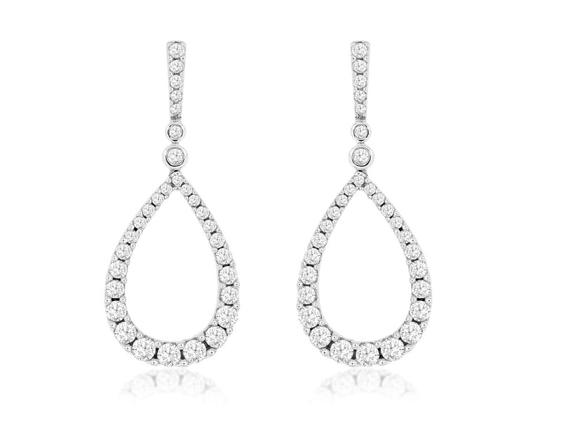 14 Karat White Dangle Diamonds Earrings