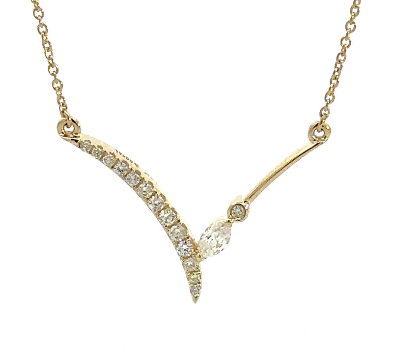 14 Karat Yellow Bar Diamond Necklace