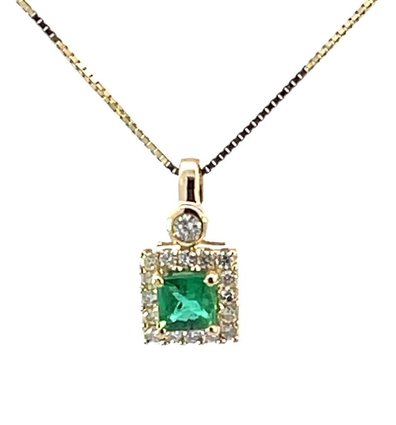 14 Karat Yellow Halo Gemstone Pendant